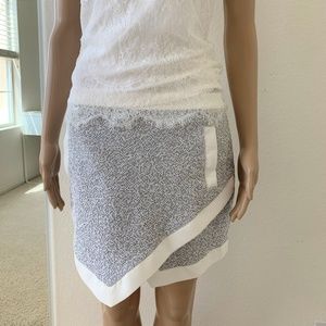 NEW !! Banana Republic skirt 8P S white gray top